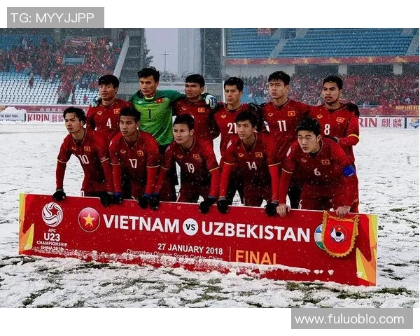 足球明星领衔球队奋勇争冠展现无与伦比的团队精神与个人魅力 足球明星领衔球队奋勇争冠展现无与伦比的团队精神与个人魅力