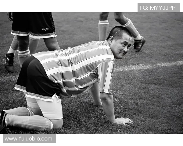 路人偶遇足球明星现场采访揭示球场之外的真实生活与感人故事 路人偶遇足球明星现场采访揭示球场之外的真实生活与感人故事